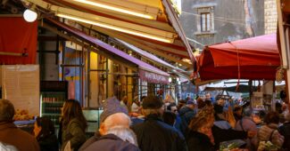 Esplorare Catania in auto